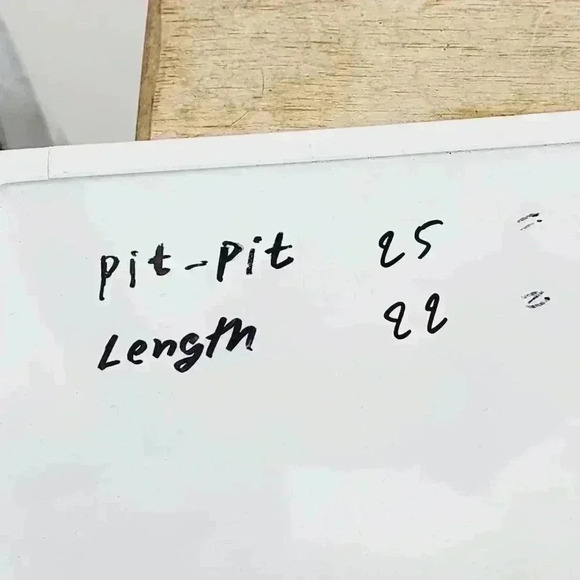 Good American Camo Scoop Neck Cropped Sweatshirt Women's 4 - Picture 4 of 7